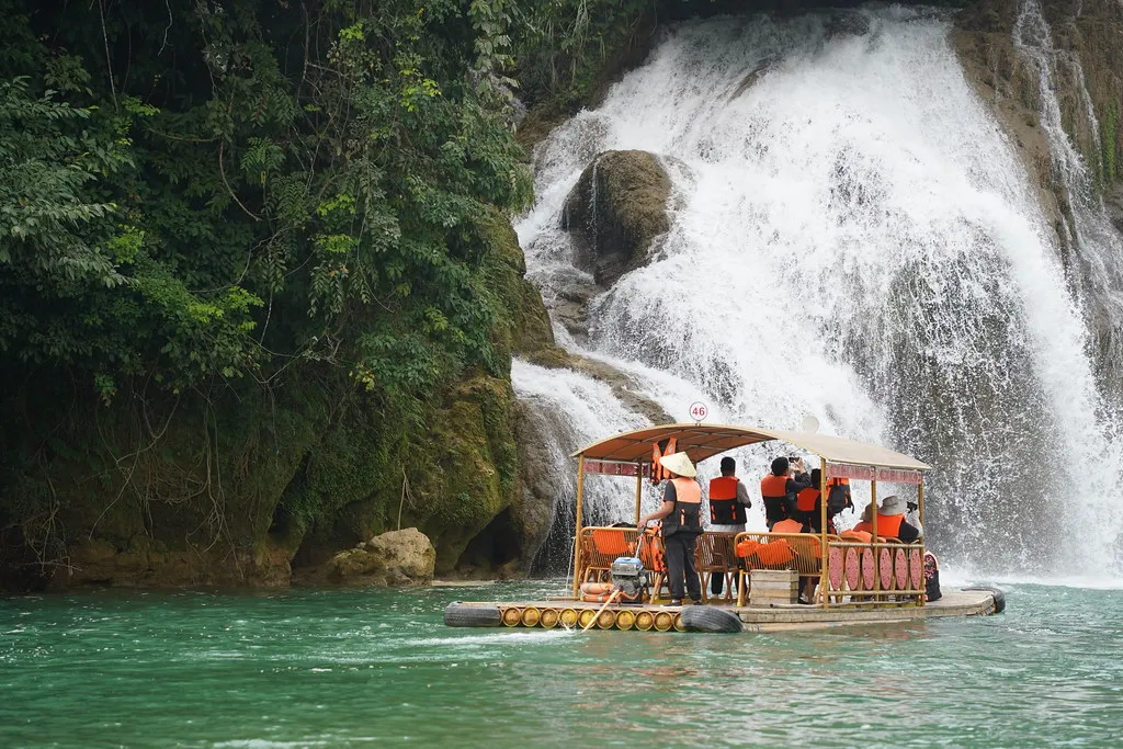 2D1N Tour | Discover Ba Be Lake on an Overnight Adventure | Bac Kan